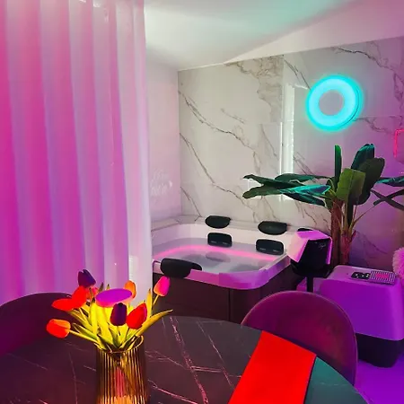 Love hôtel Nakyro