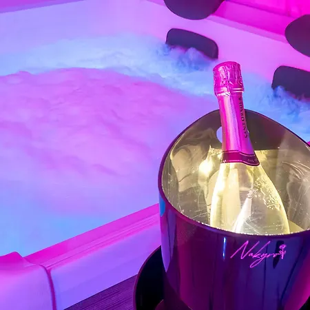 Nakyro Romantiskt hotell *